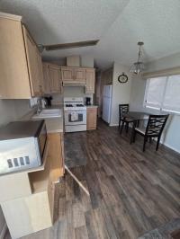 1990 Fleetwood Mobile Home