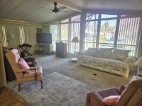 1983 SUAM Manufactured Home