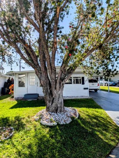 Mobile Home at 1627 Wheelhouse Circle Ruskin, FL 33570