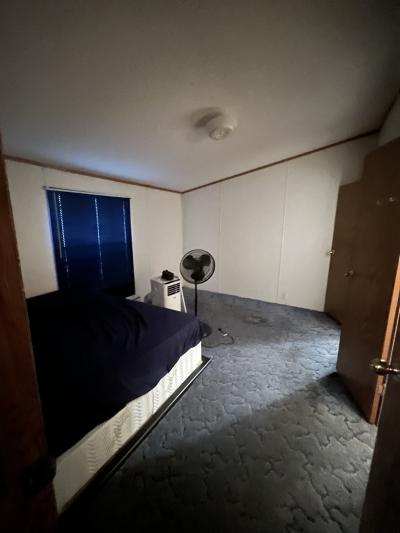 Photo 11 of 5 of home located at 26 Bellmore Lane Pontiac, MI 48340