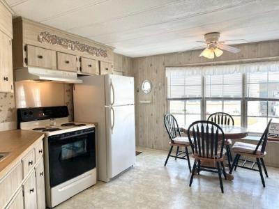 Photo 4 of 31 of home located at 1071 Donegan Rd Lot 1155 Largo, FL 33771