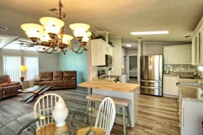 Photo 4 of 8 of home located at 3750 Golf Cart Drive #457 North Fort Myers, FL 33917