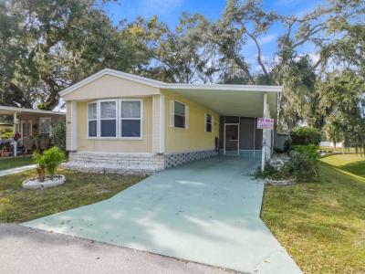 Mobile Home at 3829 Oakcrest Lane Zephyrhills, FL 33541