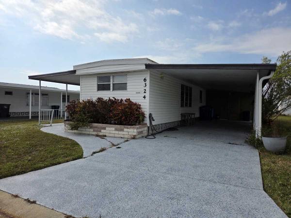 1970 VINT Mobile Home For Sale