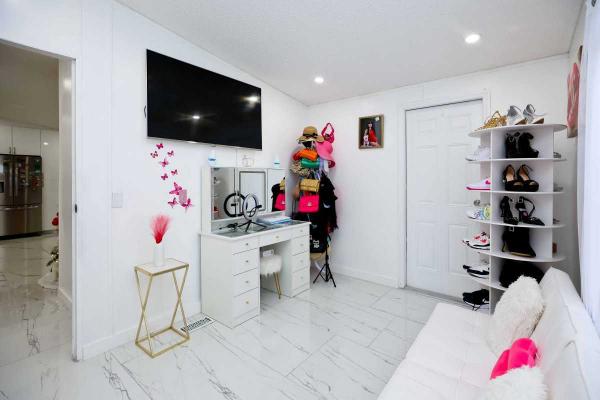 1988 Fleetwood  Sunpoint Manufactured Home