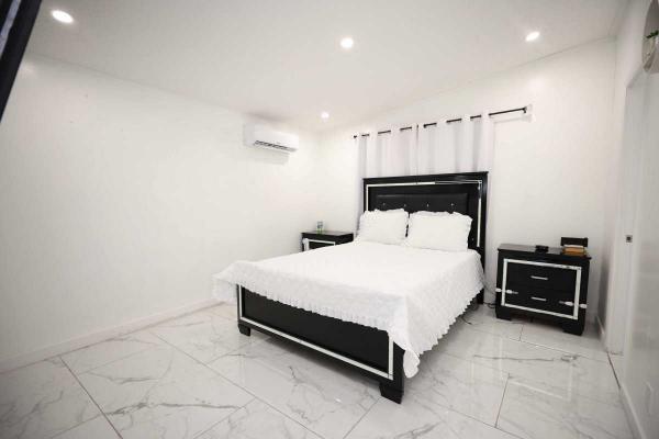 Photo 1 of 2 of home located at 12850 W State Road 84, #52H-Pl Fort Lauderdale, FL 33325