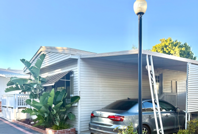 Photo 5 of 7 of home located at 80 Huntington St. #712 Huntington Beach, CA 92648