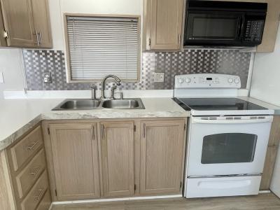 Photo 4 of 15 of home located at 7125 Fruitville Rd 1403 Sarasota, FL 34240