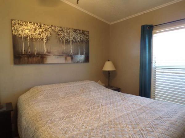 1992 Skyline Manufactured Home