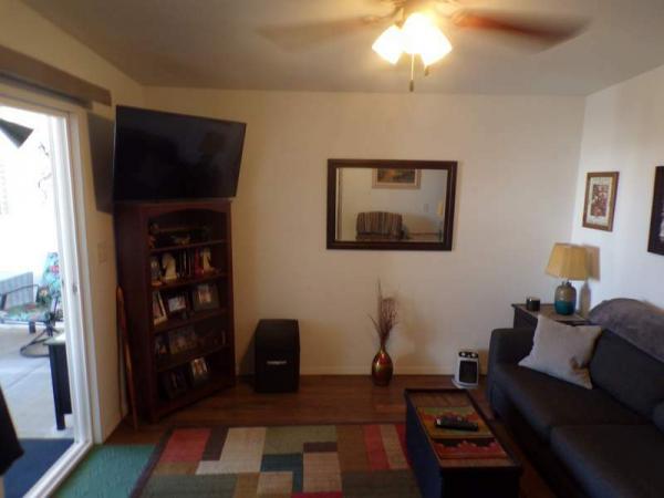 1992 Skyline Manufactured Home