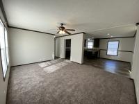 2019 CHAMPION RA2856207 Mobile Home