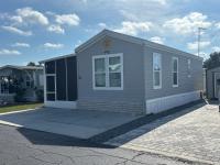 2017 Champion RH1351Z Mobile Home