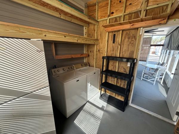 2017 Champion RH1351Z Mobile Home