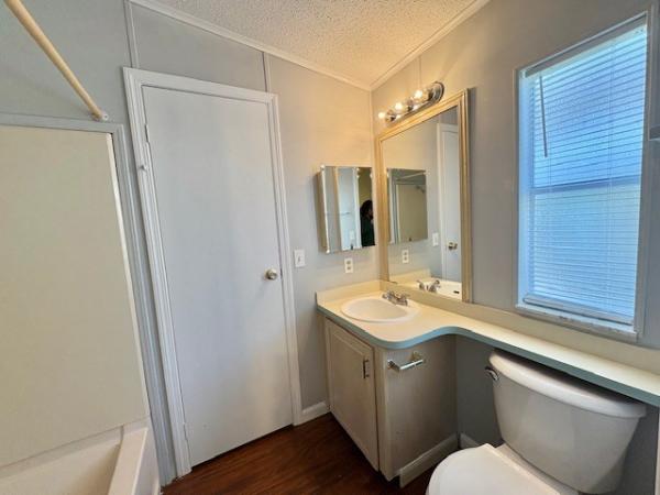 1992 Chan Mobile Home