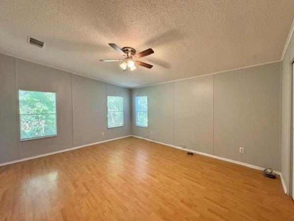 1992 Chan Mobile Home