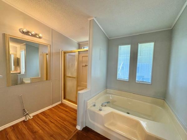 1992 Chan Mobile Home