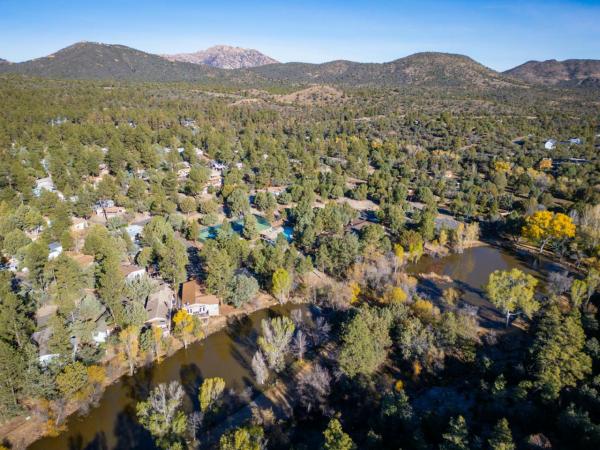 1984 Sunburst CAVCO Manufactured Home