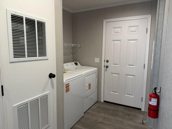 2026 Champion RAP1656H22208 Mobile Home