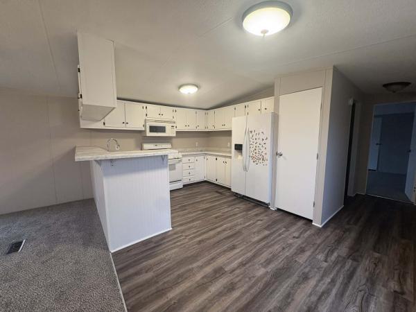 Photo 2 of 2 of home located at 21702 E 3rd St. Dr. So Lot 216 Independence, MO 64056