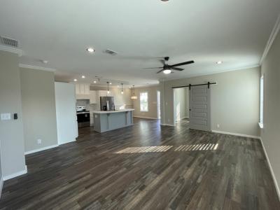 Photo 3 of 21 of home located at 971 Desirade Avenue Venice, FL 34285