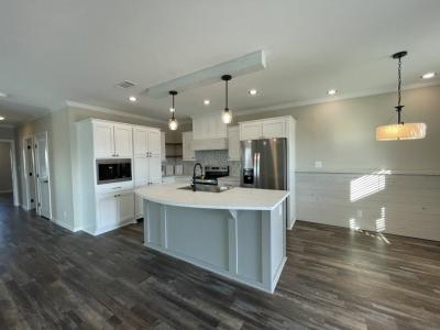 Photo 4 of 21 of home located at 971 Desirade Avenue Venice, FL 34285