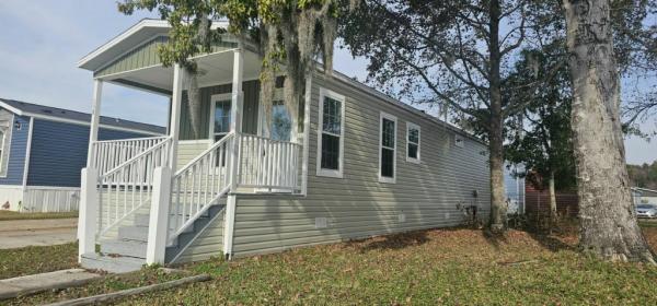 2019 CHAMPION MERIT COMMUNITY (O-S) Manufactured Home