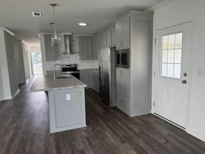 Photo 3 of 20 of home located at 4316 Kings Drive Ellenton, FL 34222