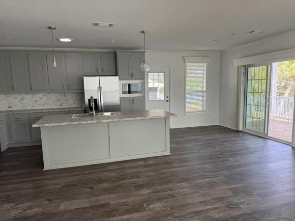 2026 Skyline - Ocala Bayshore w/ Rear Porch Mobile Home