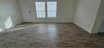 Photo 4 of 18 of home located at 6776 Townsend Rd., #65 Jacksonville, FL 32244