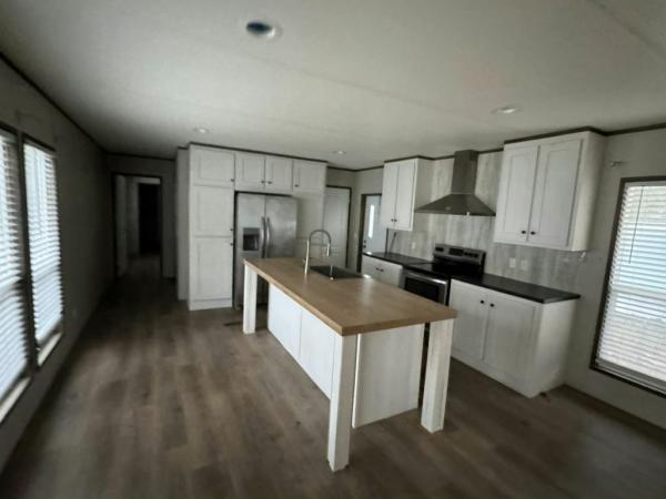 2022 CMH Mfg, Inc Resolution 16763X Manufactured Home