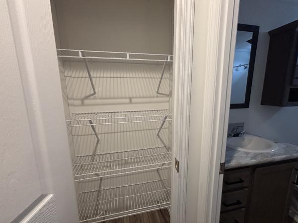 2022 CHAMPION RA2860SH1 Mobile Home