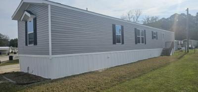 Photo 5 of 15 of home located at 6776 Townsend Rd., #164 Jacksonville, FL 32244