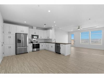 Photo 3 of 20 of home located at 3301 S. Goldfield Road #5103 Apache Junction, AZ 85119