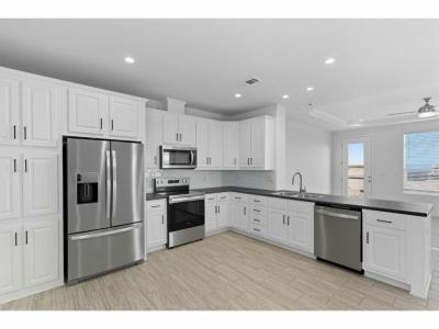 Photo 4 of 20 of home located at 3301 S. Goldfield Road #5103 Apache Junction, AZ 85119