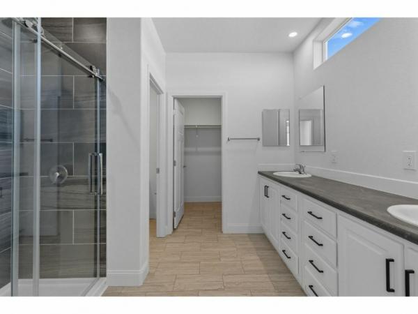 2025 Champion - Chandler Bellissima Mobile Home