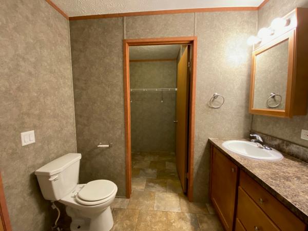 2016 Harmony 8016 Mobile Home