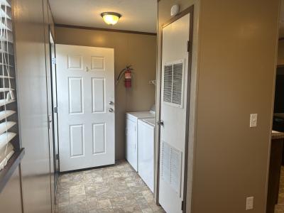 Mobile Home at 5001 South Ave Lot 176 Toledo, OH 43615