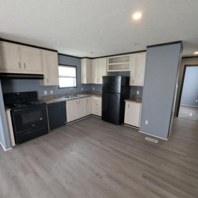 Mobile Home at 400 Ponderosa Dr Elizabethtown, KY 42701