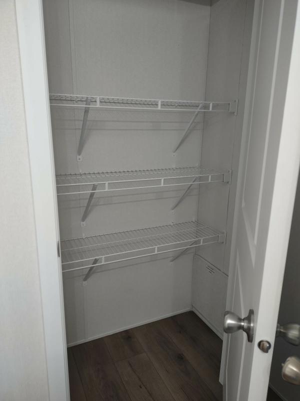 2025 Fairmont 19 430LE24603A  Home