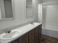 2025 Fairmont 19 430LE24603A  Home