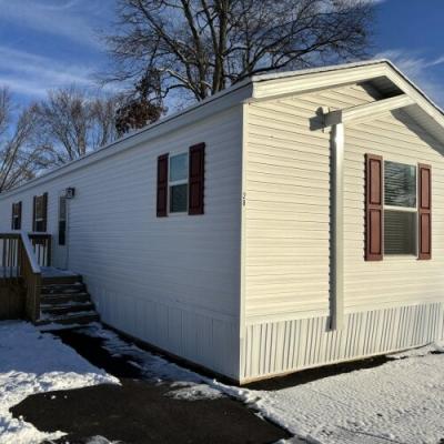 Mobile Home at 27 Crestwood Drive #0028 Middletown, IN 47356