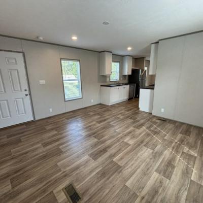 Photo 4 of 29 of home located at 3052 North Gary Street #0135 New Castle, IN 47362