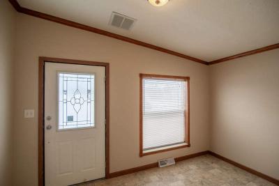Photo 3 of 17 of home located at 907 North Frontier Trail Mandan, ND 58554