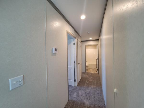 2023 Clayton Pulse 6616-E711  Home