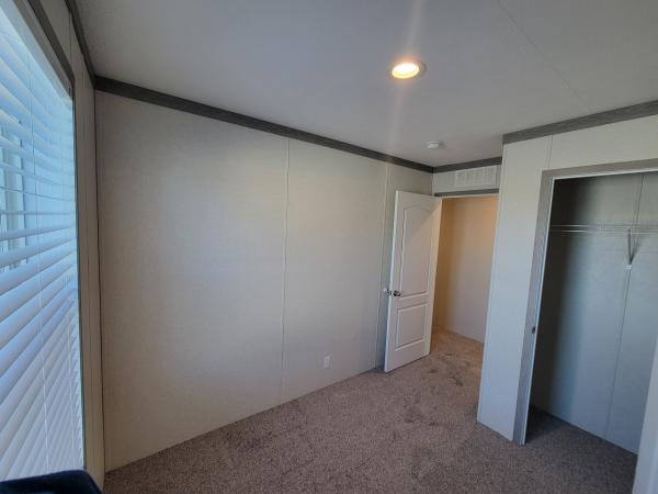 2023 Clayton Pulse 6616-E711  Home