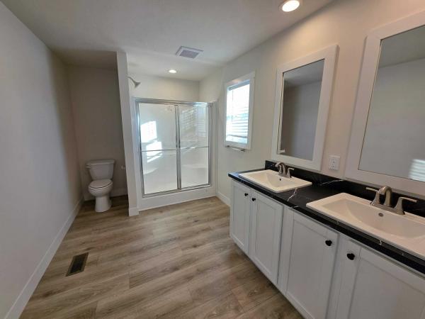 2025 Clayton Stayin Alive  Home