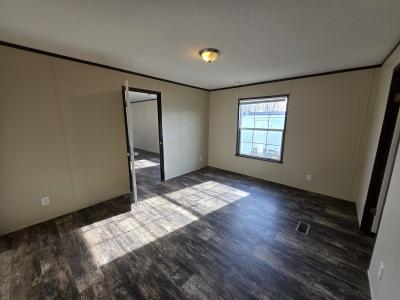 Photo 4 of 17 of home located at 6008 E Maple Romulus, MI 48174