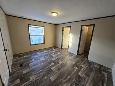 Photo 4 of 14 of home located at 5968 Georgia Romulus, MI 48174