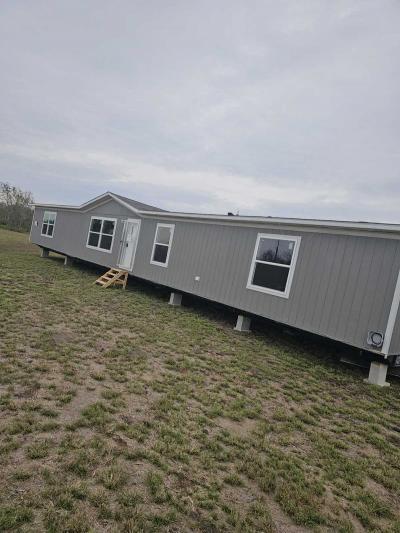 Mobile Home at 14182 Hwy 77 N Victoria, TX 77904