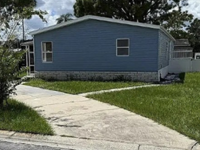 Mobile Home at 9502 Sun Dial Dr. Tampa, FL 33635